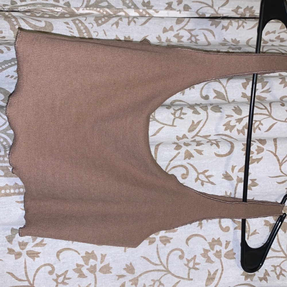 Cropped Tank Top